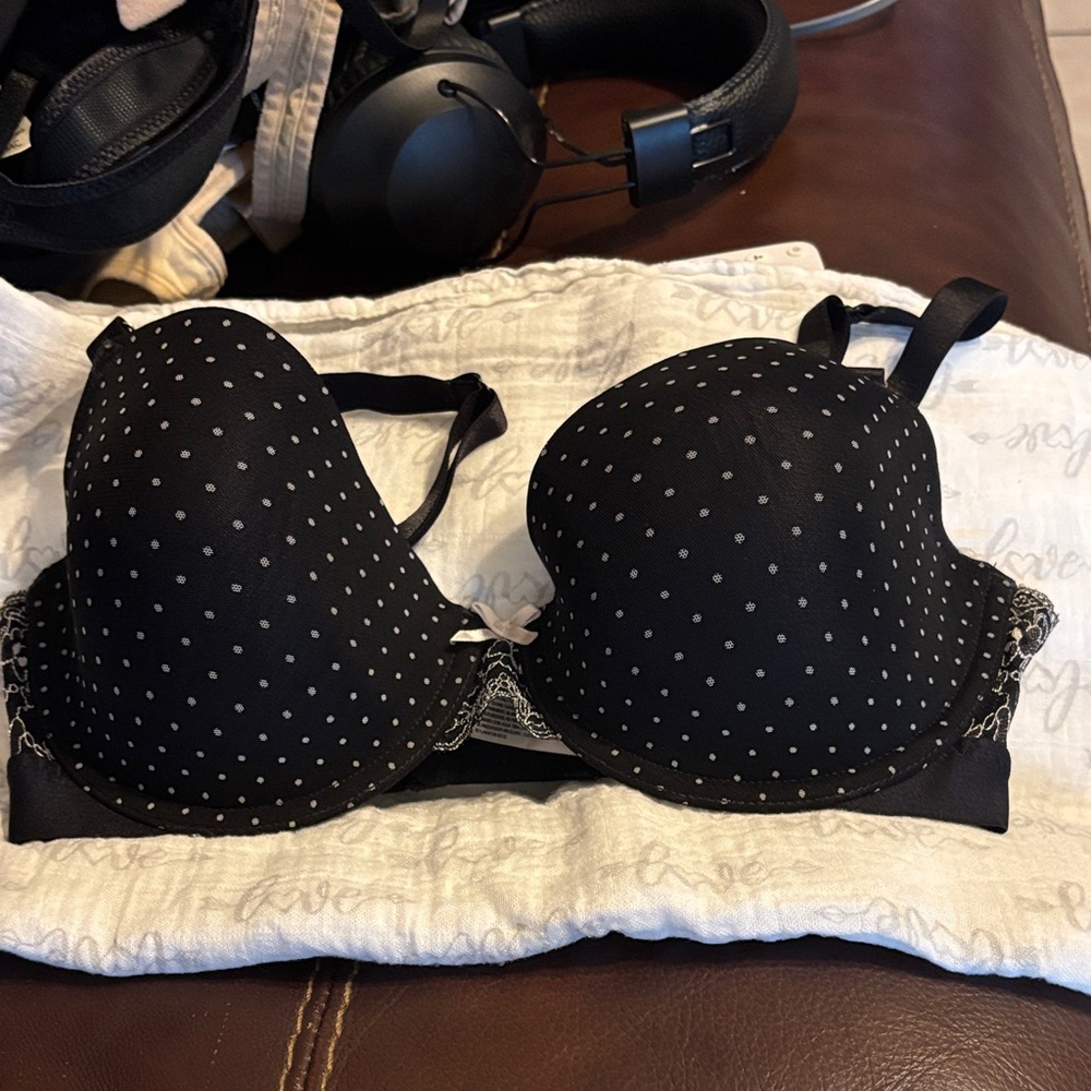 Black Polka Dot Push-Up Bra with Lace Trim 34 DD